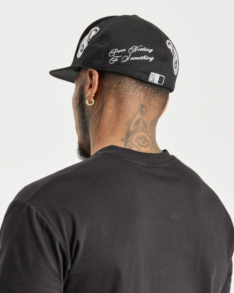 Black/White Hoodrich OG Motif Fitted Cap Caps | 1246-AYBOL